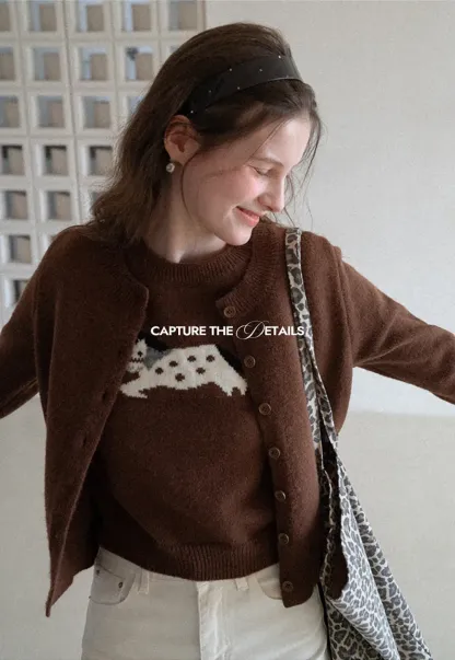 Stylish Knit Cardigan with Embroidered Design