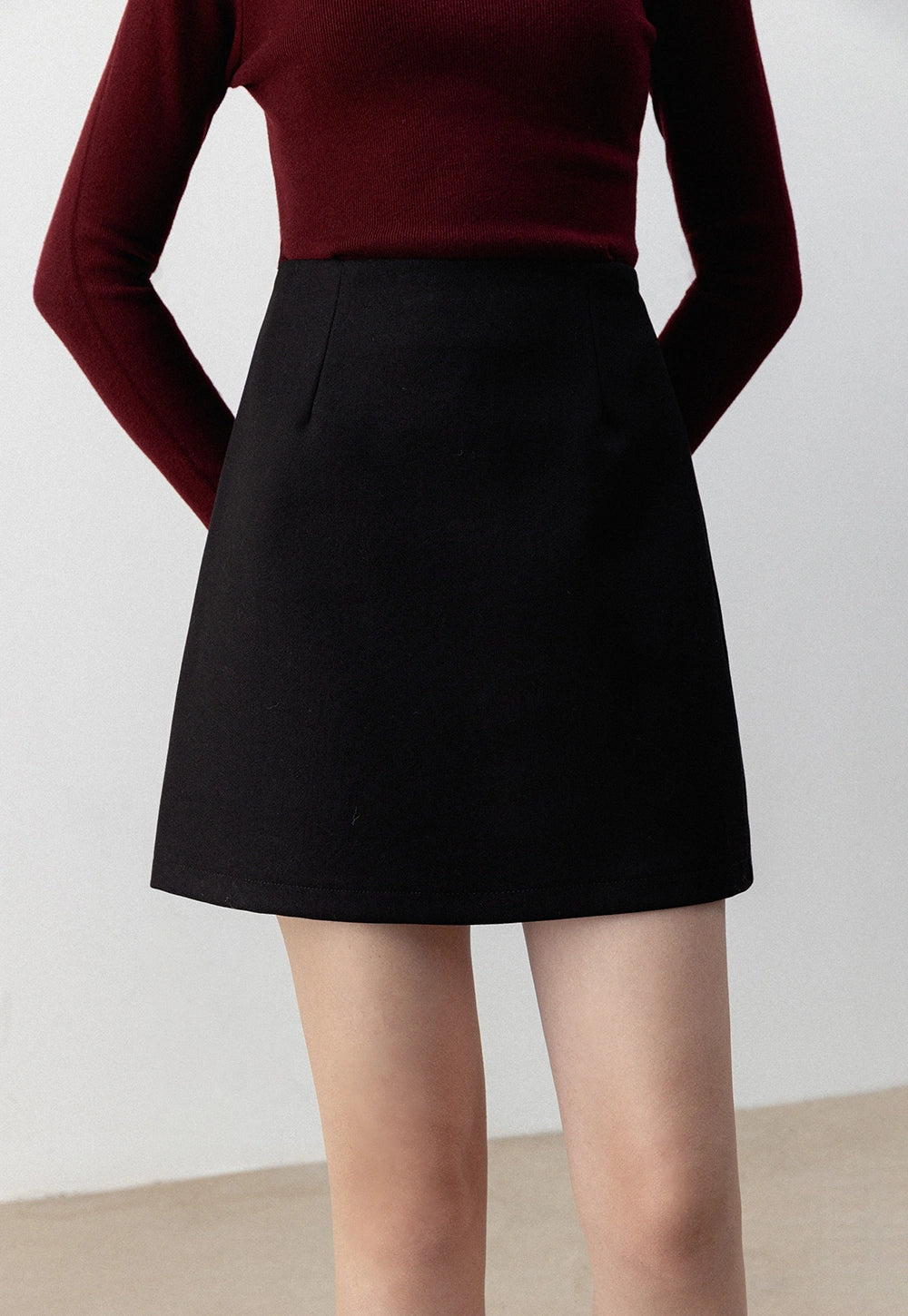 ミニスカート THE ROW Women Mini Skirts 1068W1099BLK Black Women's A-Line Mini Skirt – EGGKA