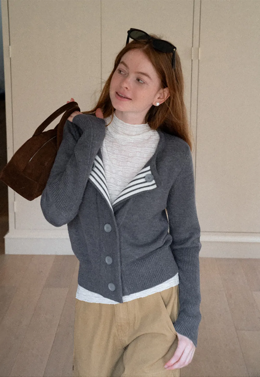 Wide leg utility pants with back pockets and side seams