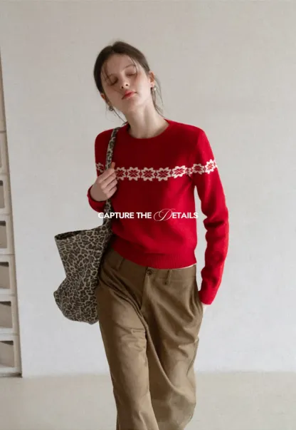 Wide leg casual pants with front pockets and relaxed fit