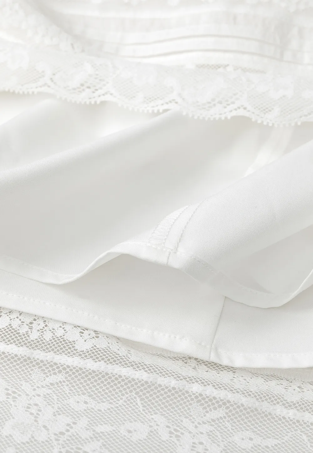 Lace Trimmed Pleated Midi Skirt