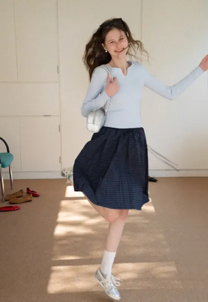 V Neck Cable Knit Sweater Top