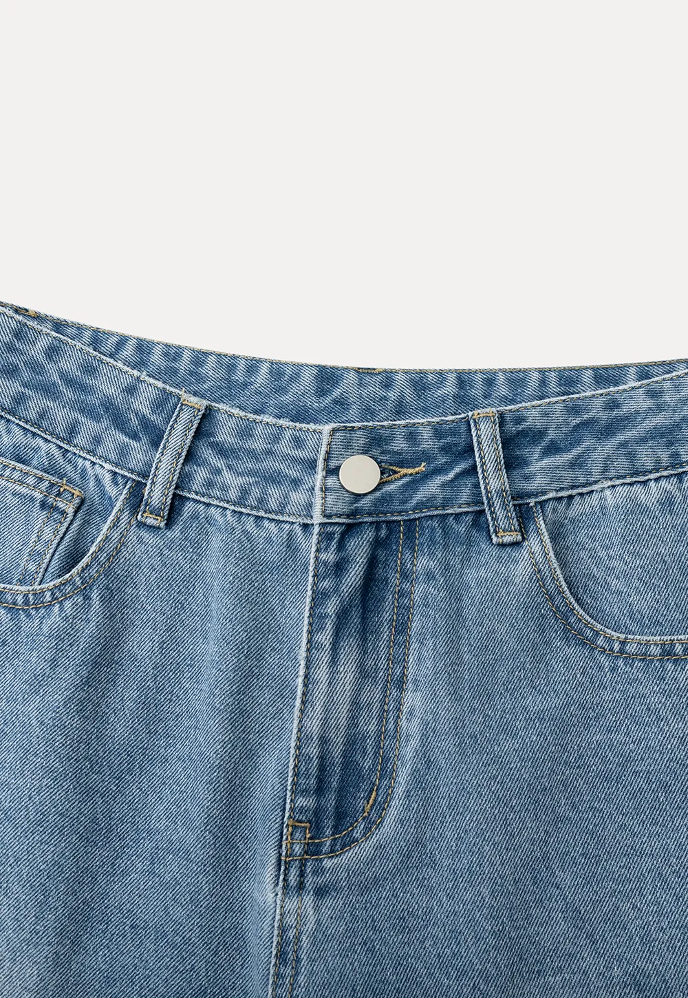 Wide leg denim jeans with high waist design