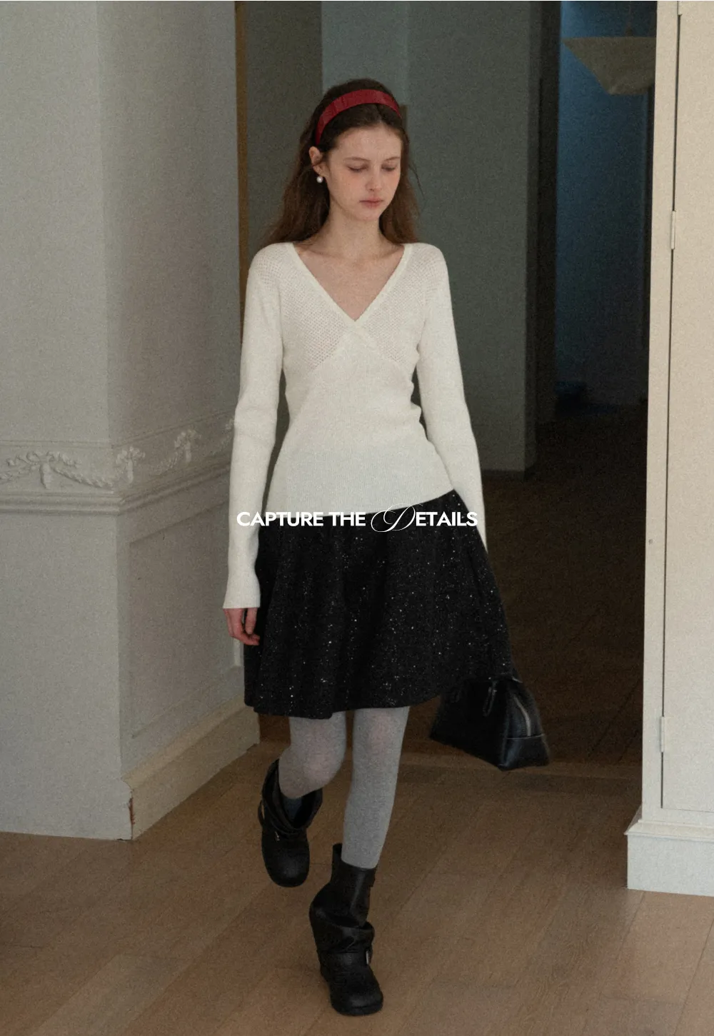 Ribbed knit sweater with round neckline long sleeves simple design