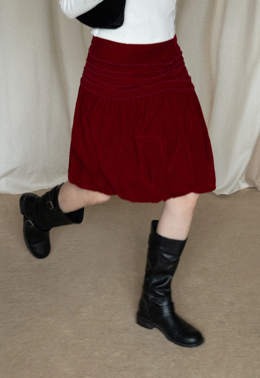 Women Velvet Bubble Skirt with Ruched Waist Design