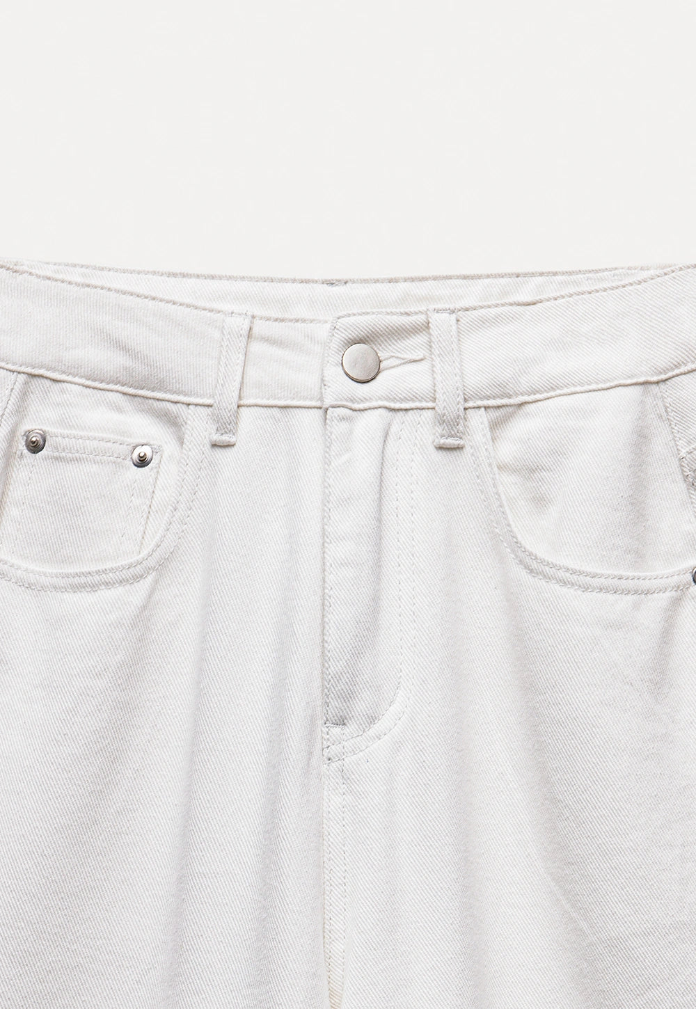 Classic High-Waist Wide-Leg Jeans