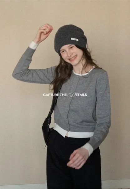 Elegant Round Neck Knit Sweater with Button Detail