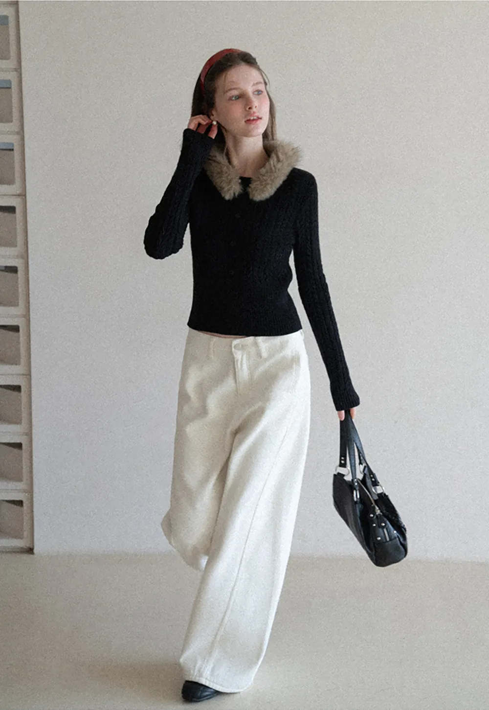 Cable Knit Sweater with Fur Collar Design