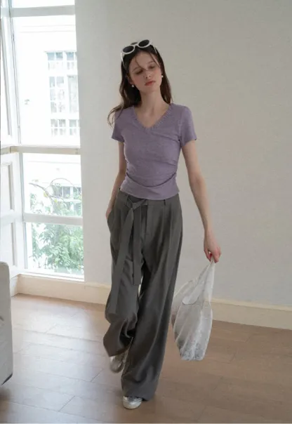 V neck short sleeve t shirt with ruffled trim