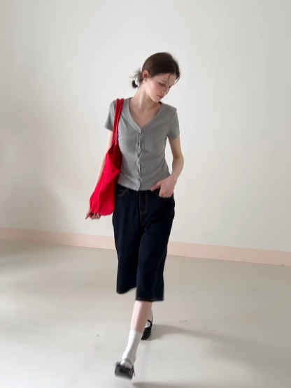 V neck short sleeve button front top