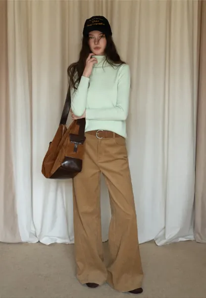 Soft Ribbed Turtleneck Sweater