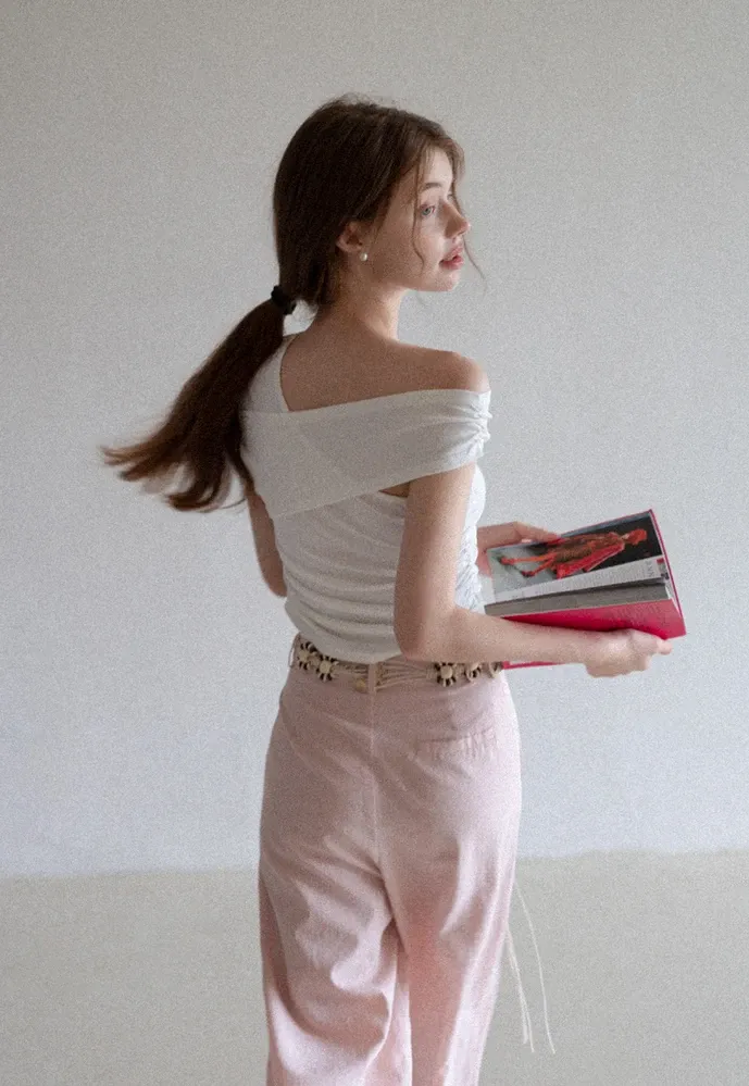 Women’s Cross-Strap One-Shoulder Ruched Top