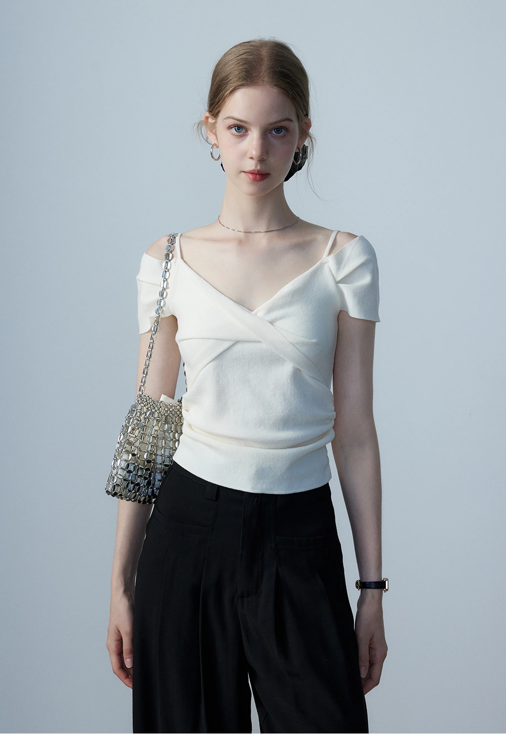 Women's Off Shoulder Short Sleeve Knit Top