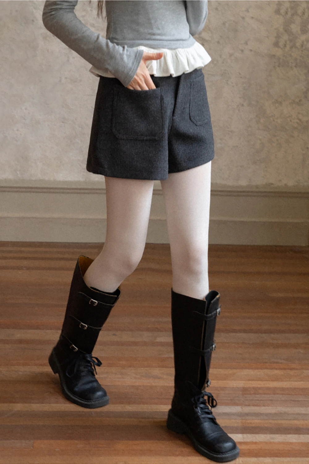 Cozy Wool Shorts with Big Pockets