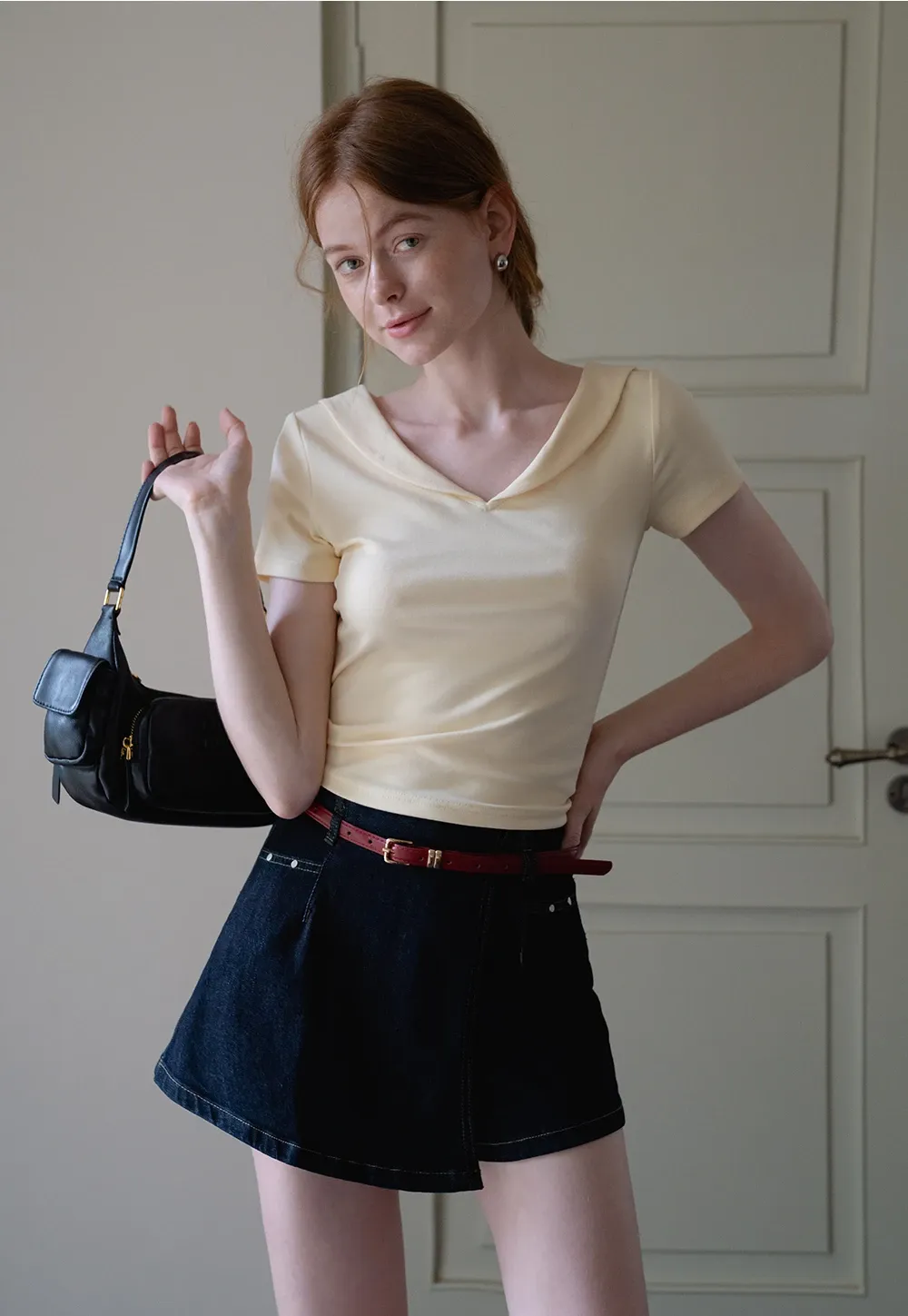 Women's V-Neck Cropped Top