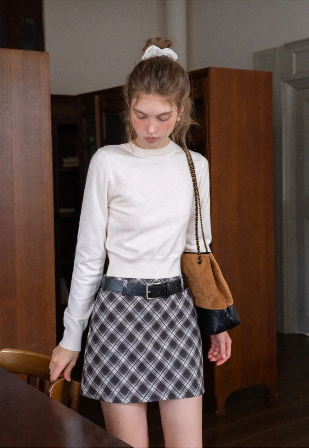 Womens Crew Neck Knit Sweater