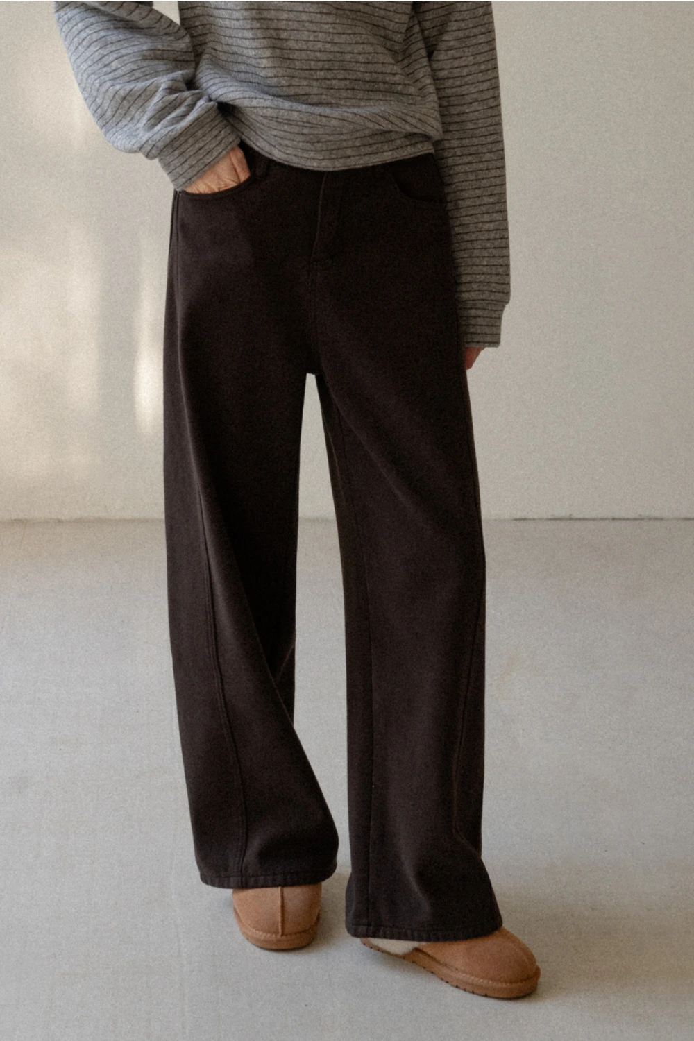 Loose Fleece-Lined Jeans with Tassel Belt