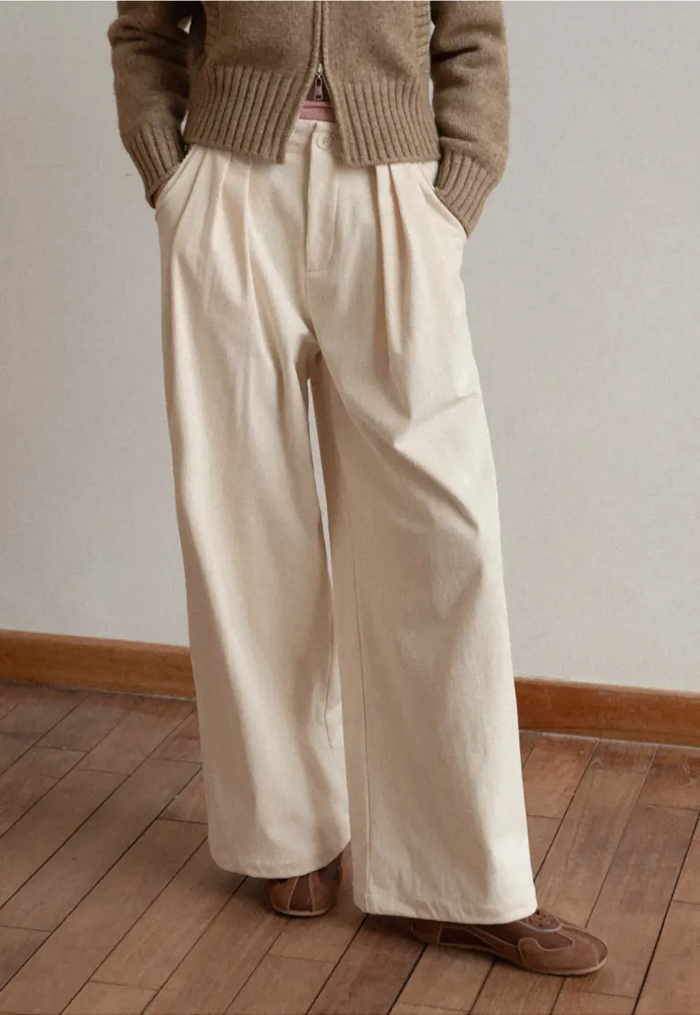 Pleated Wide-Leg Corduroy Pants