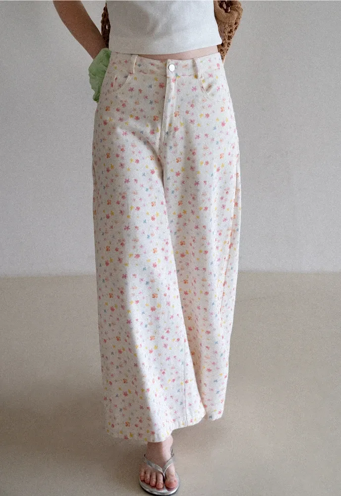 Women’s Pastel Floral Wide-Leg Pants