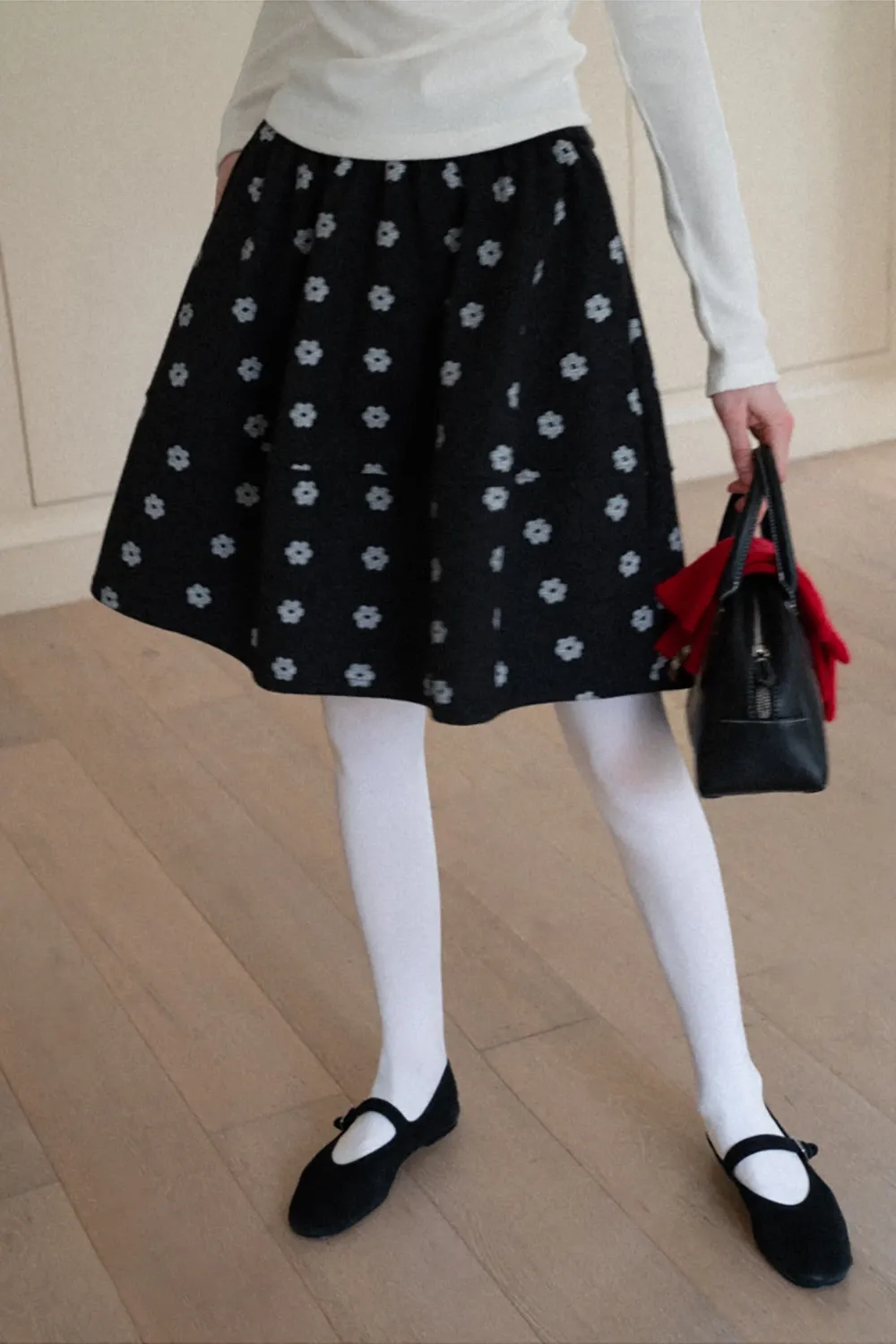Floral Print Woolen Puff Skirt