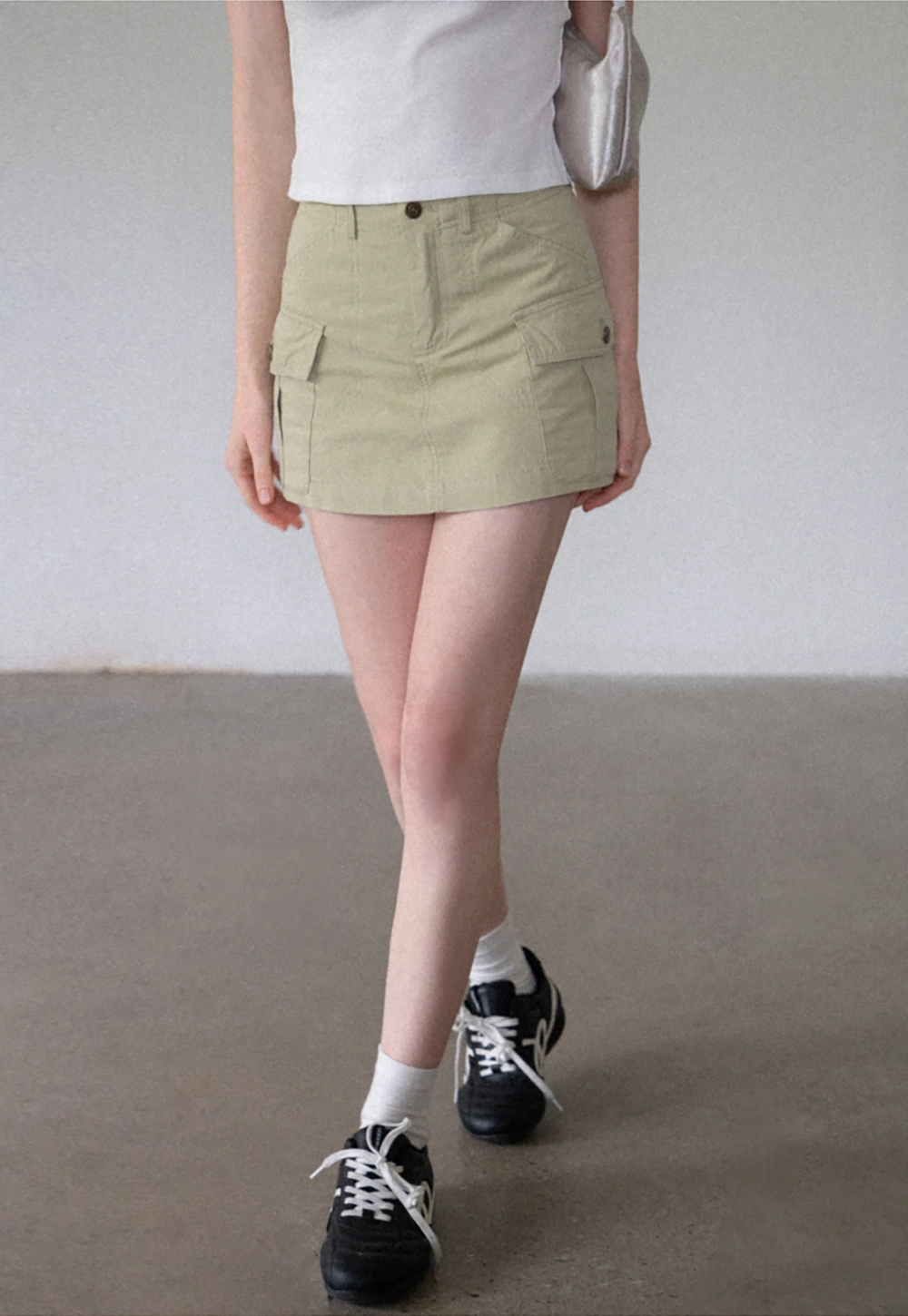Women’s Cargo Mini Skirt with Flap Pockets