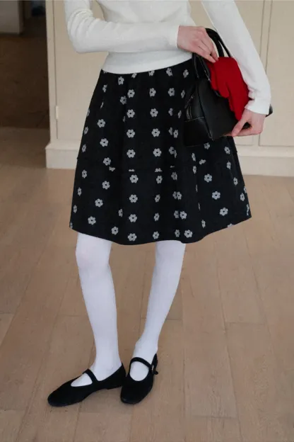 Floral Print Woolen Puff Skirt