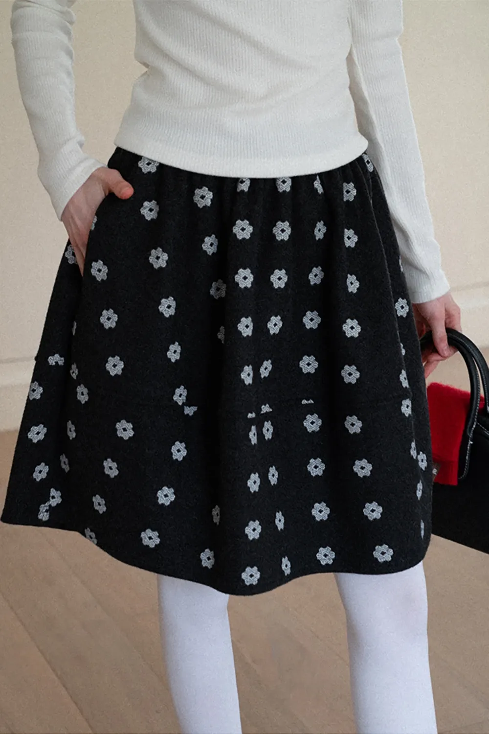 Floral Print Woolen Puff Skirt