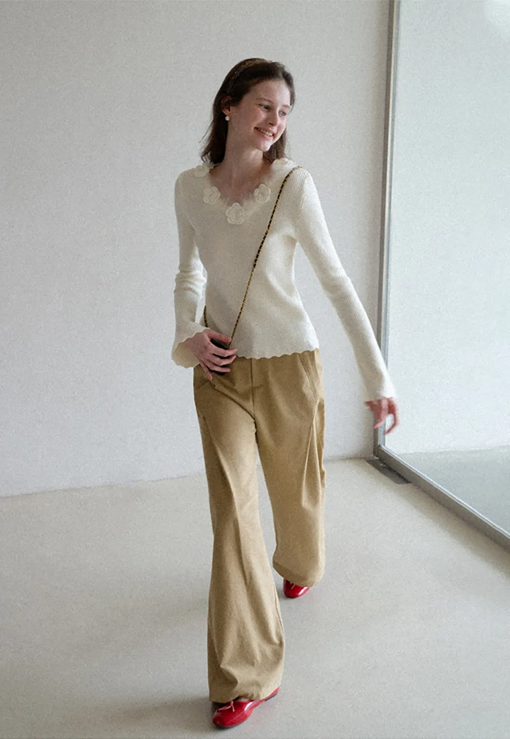 Wide leg high waist casual pants with back pocket design