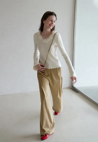 Wide leg high waist casual pants with back pocket design