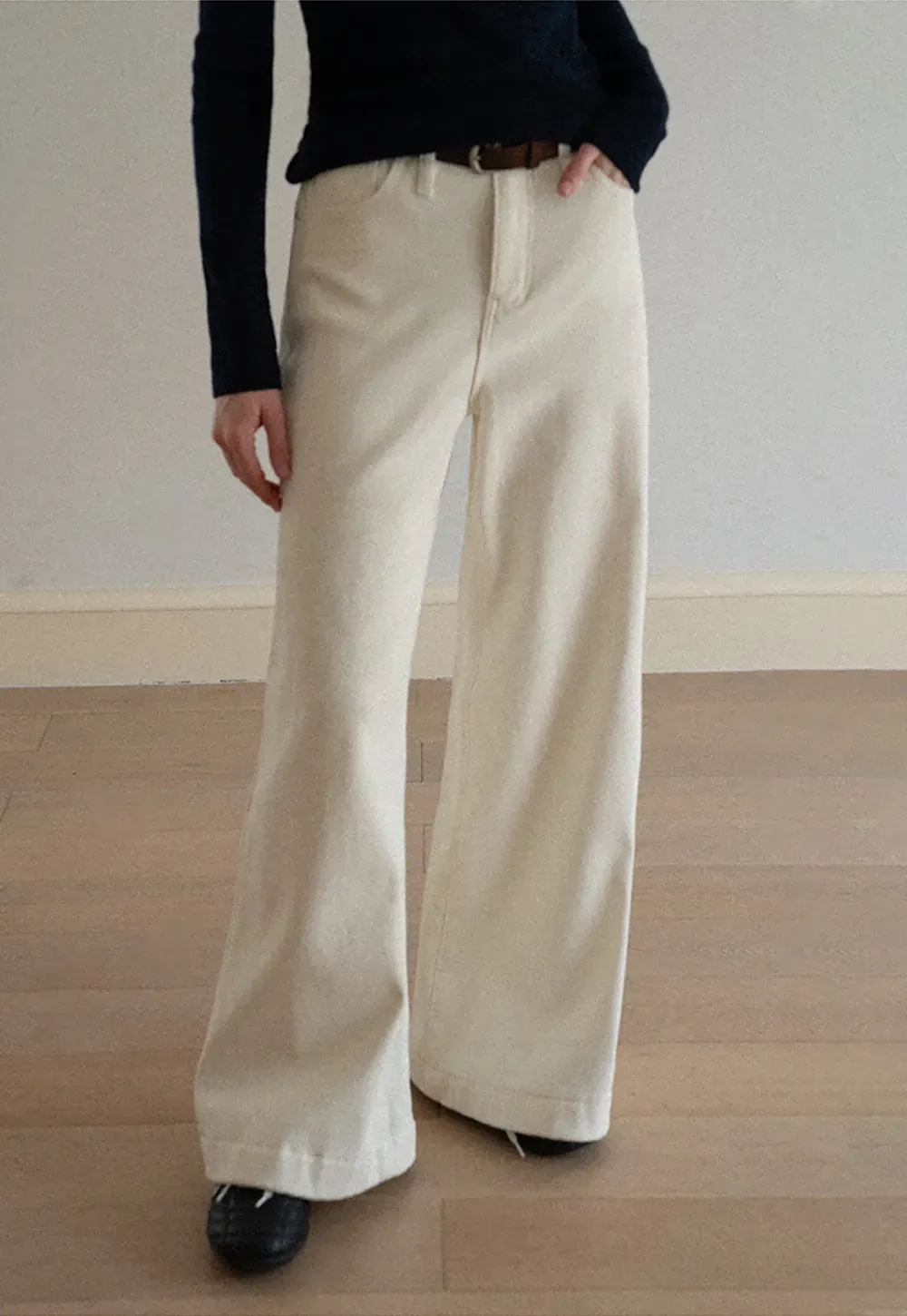 Wide Leg Denim Jeans with Belt Loop