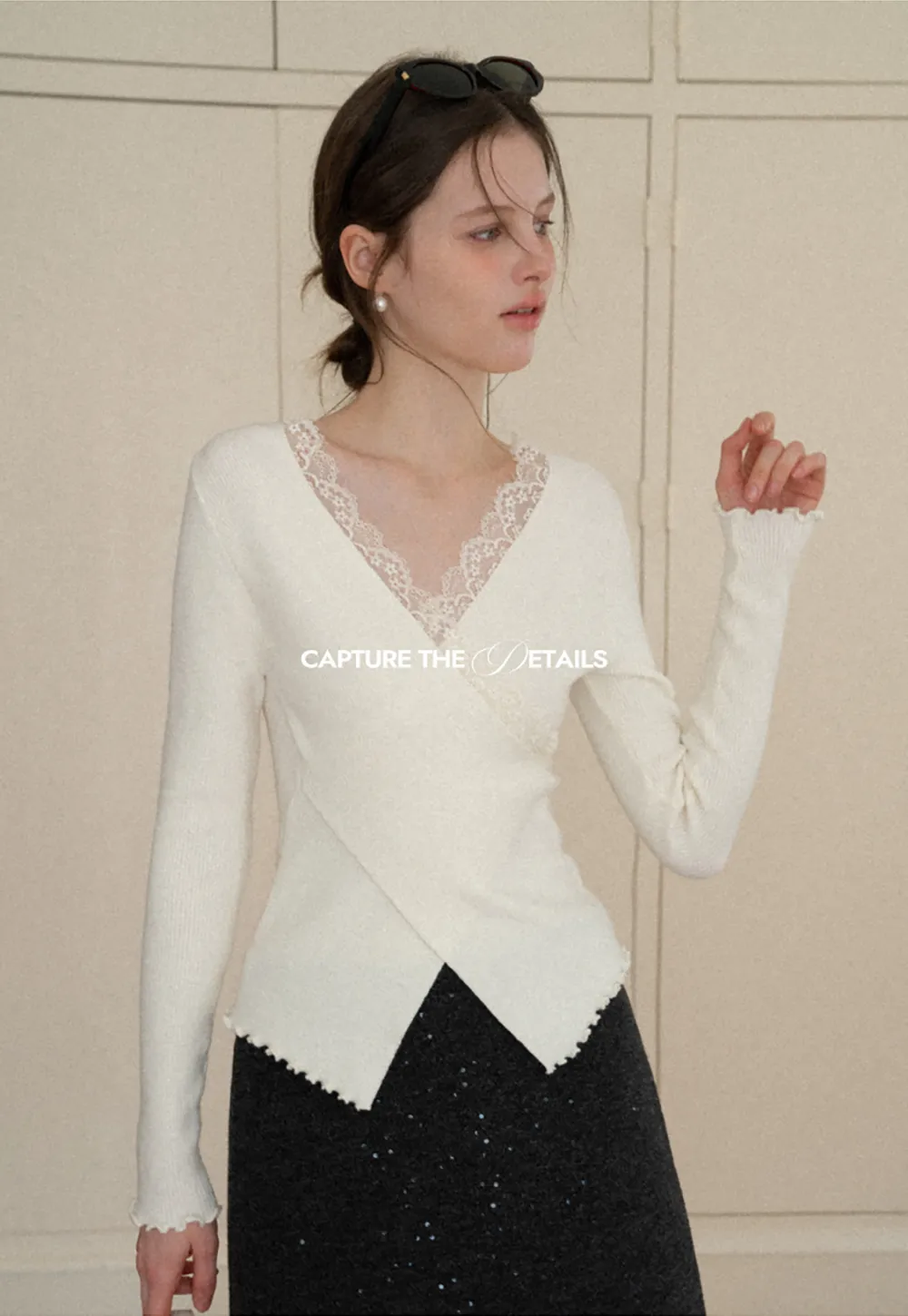 Elegant V Neck Lace Trim Knit Top with Asymmetrical Hem