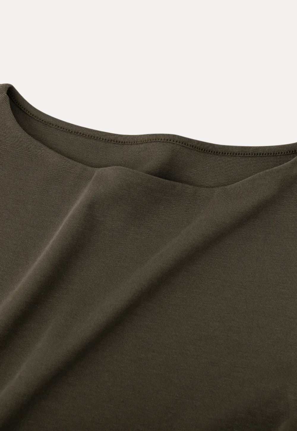 long sleeve boat neck slim fit top