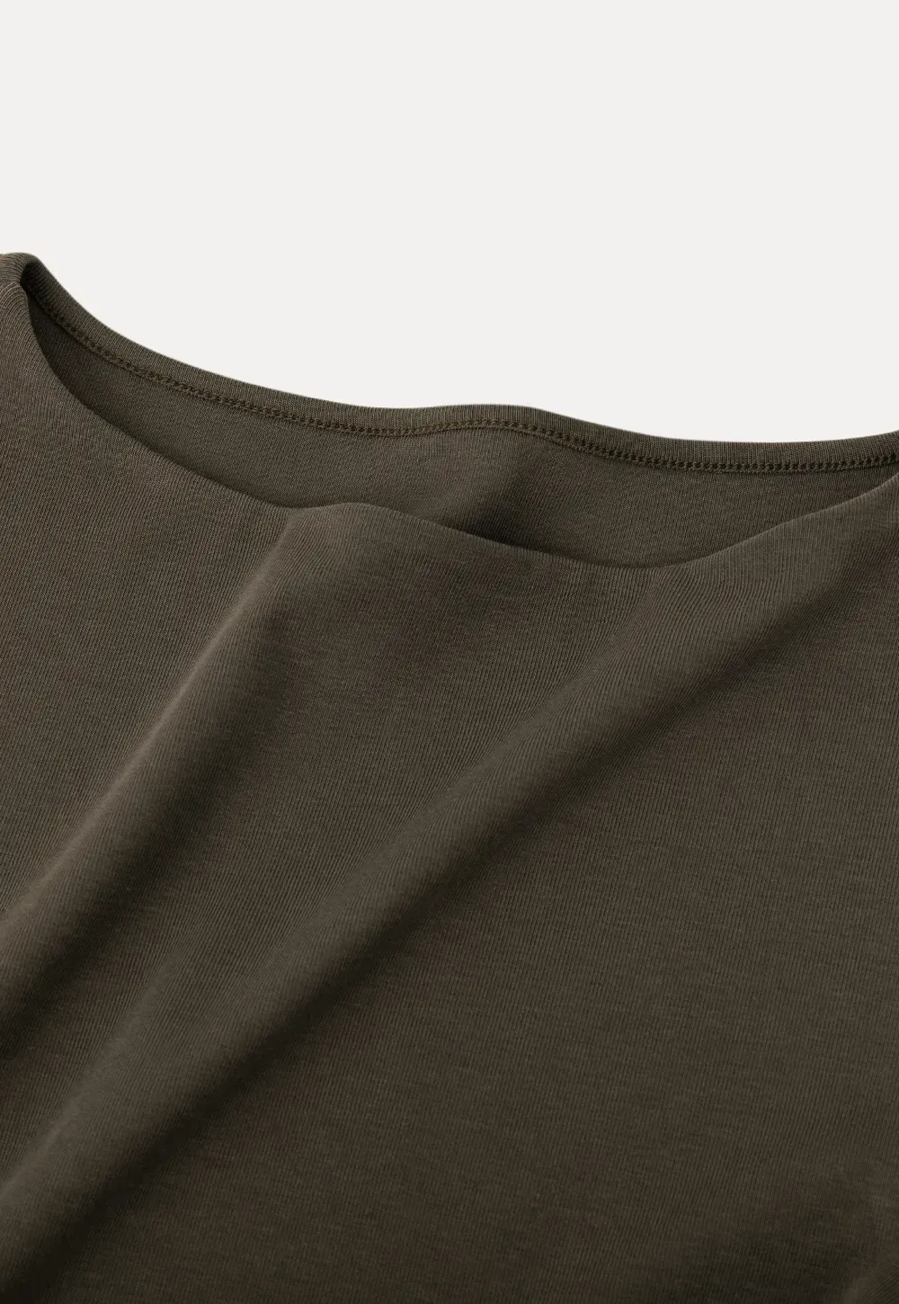 long sleeve boat neck slim fit top