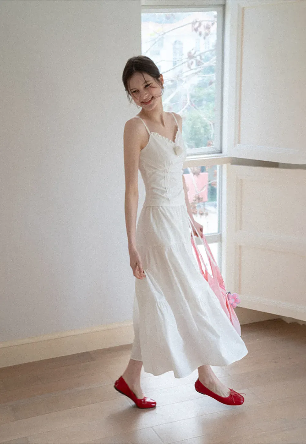 V neck sleeveless dress with floral embellishment