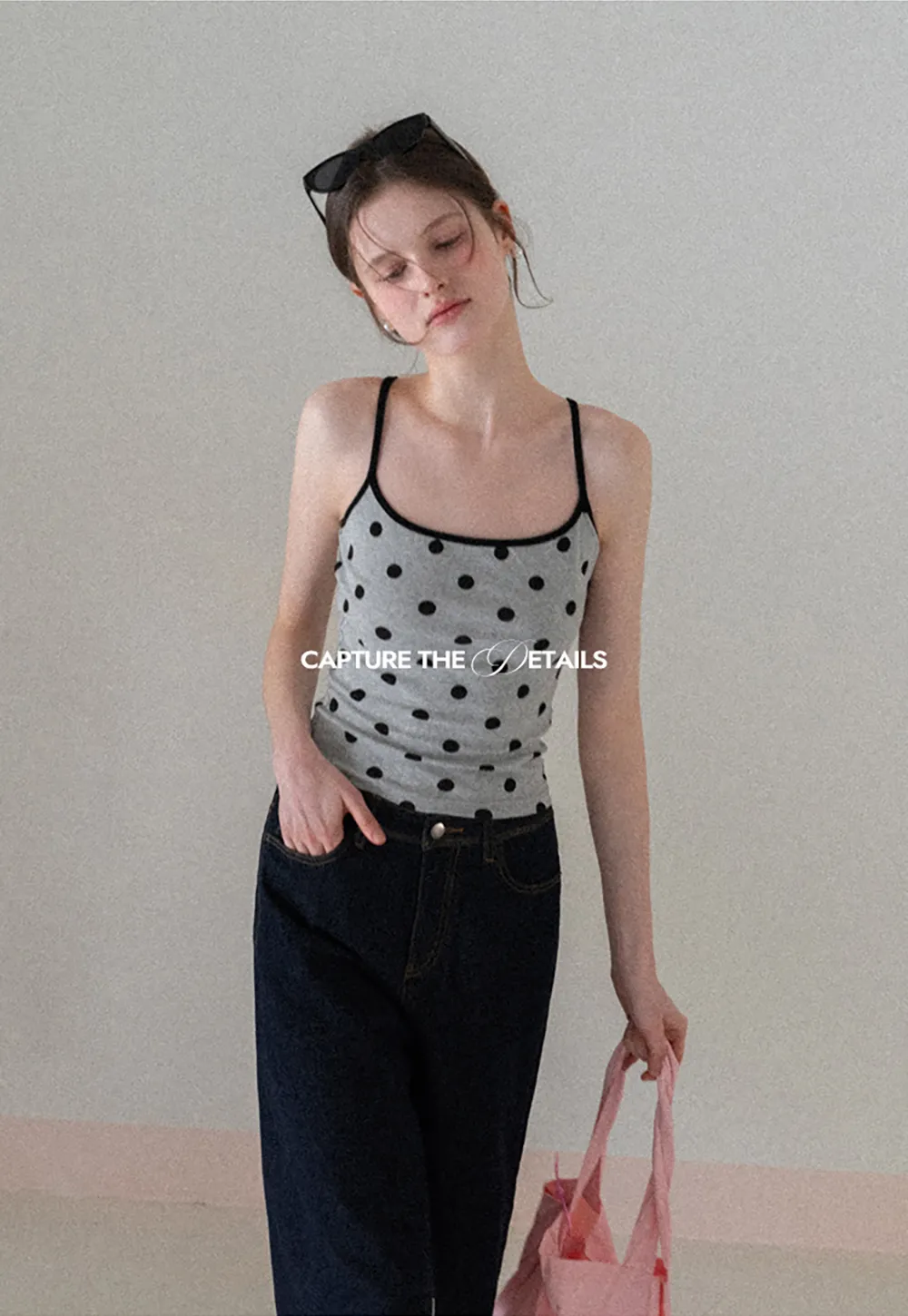 Wide leg cropped denim pants with contrast stitching