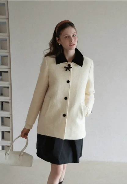 Elegant Wool Coat with Bow Detail and Contrasting Collar
