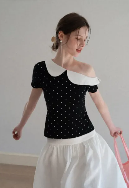 Lace Trimmed Pleated Midi Skirt