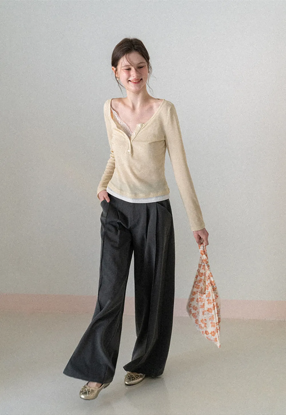 Long sleeve ribbed crop top with square neckline