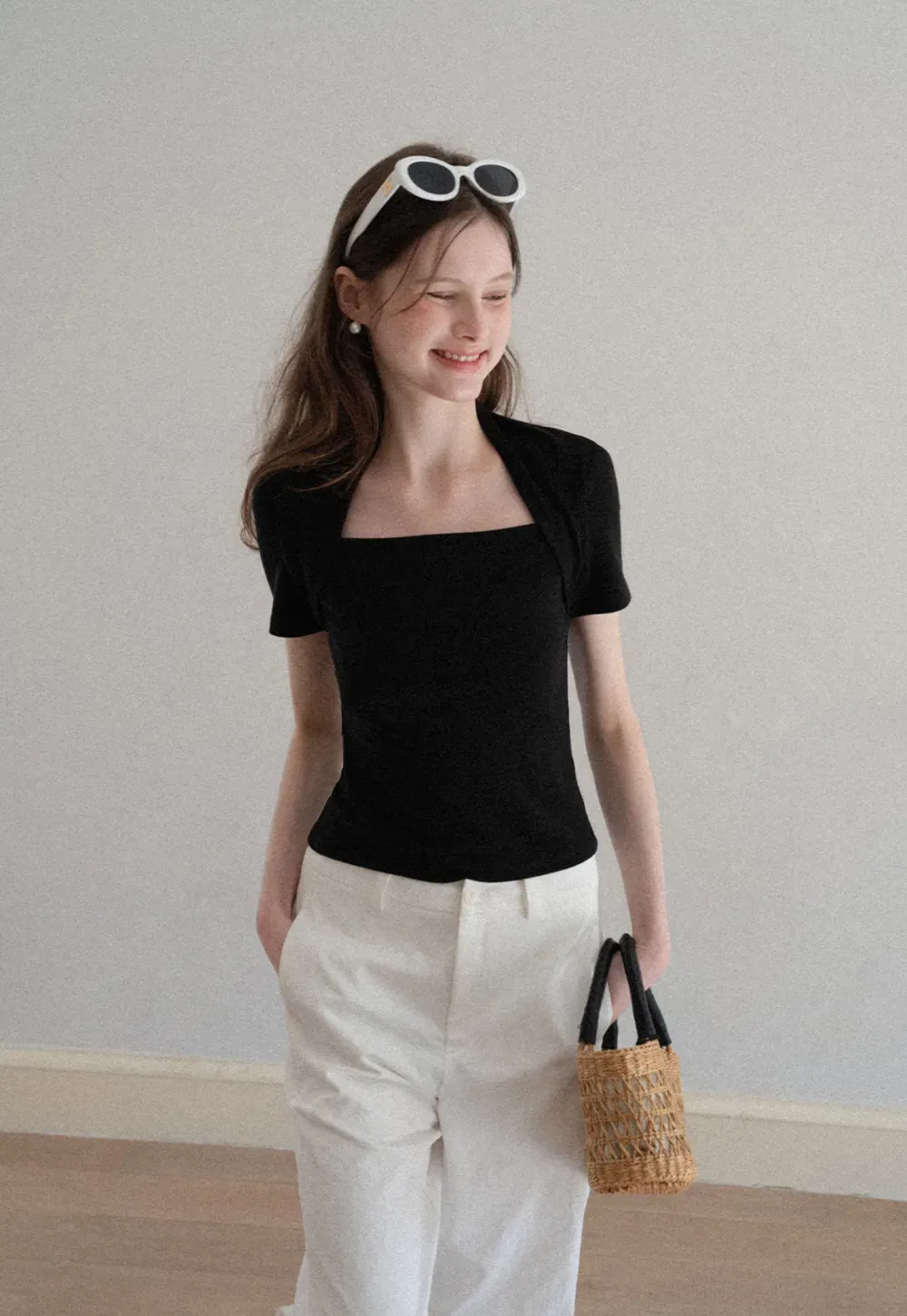 Square neck short sleeve fitted top