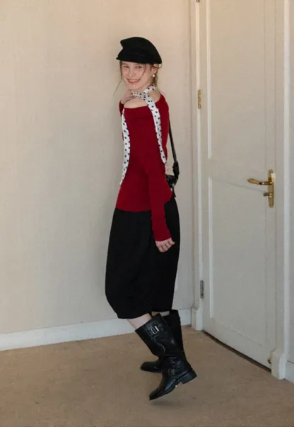 Elegant Pleated Midi Skirt with Flared Design