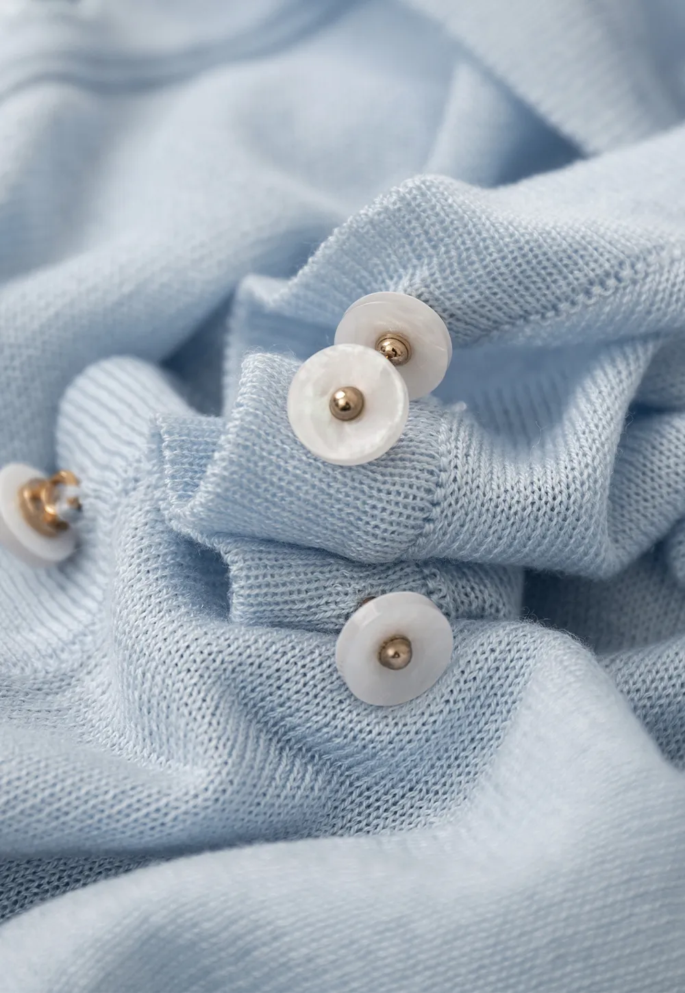 Lightweight Long Sleeve Cropped Knit Top