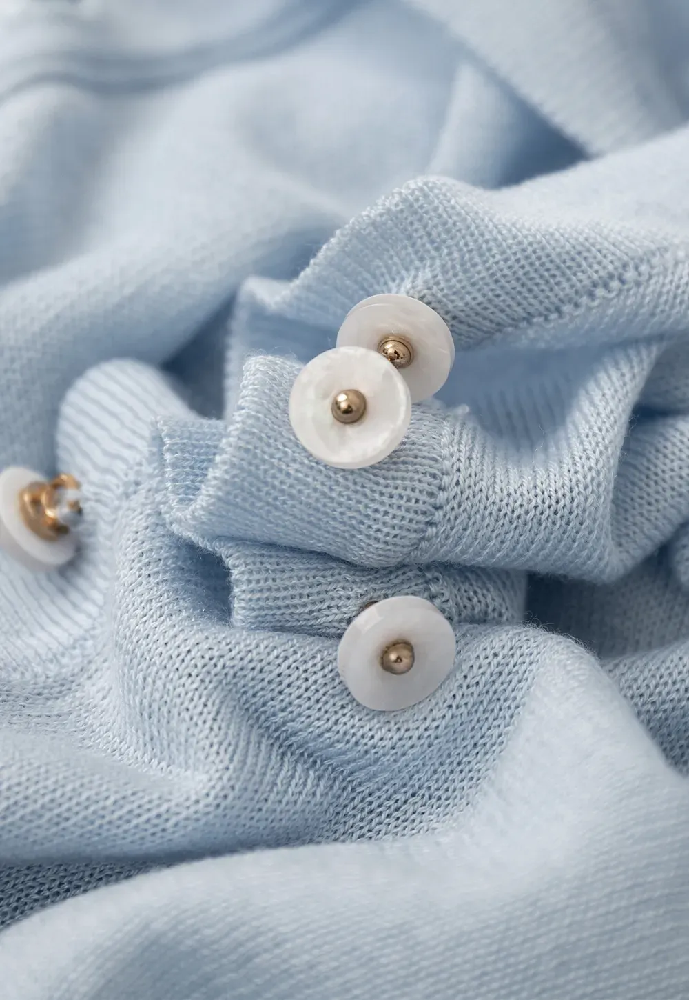 Lightweight Long Sleeve Cropped Knit Top