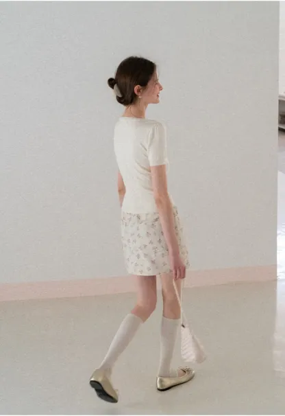 Floral Print Mini Skirt with Front Pockets