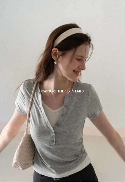 Short Sleeve T Shirt with Round Neck