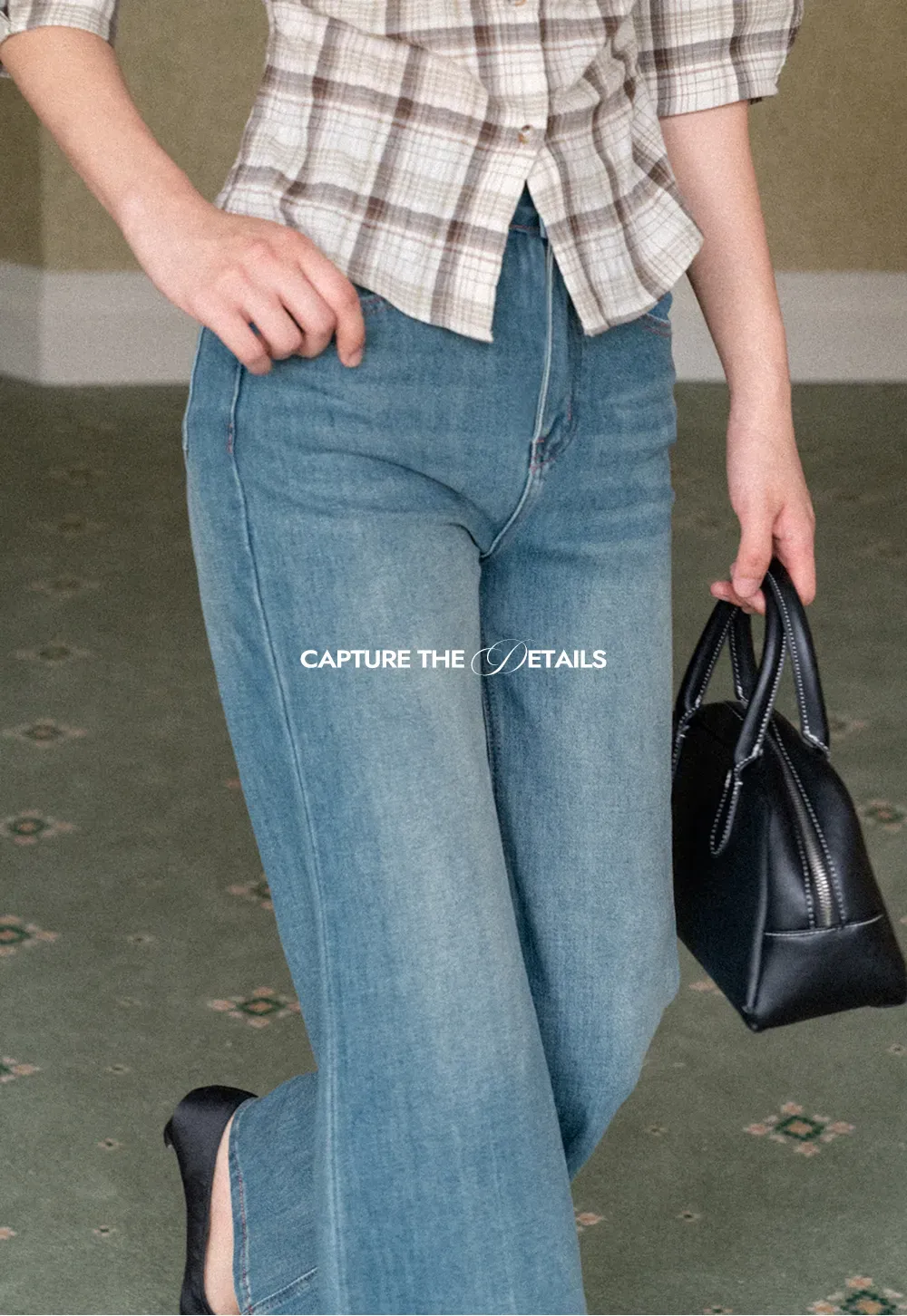 Flared Cut Denim Jeans with High Waist