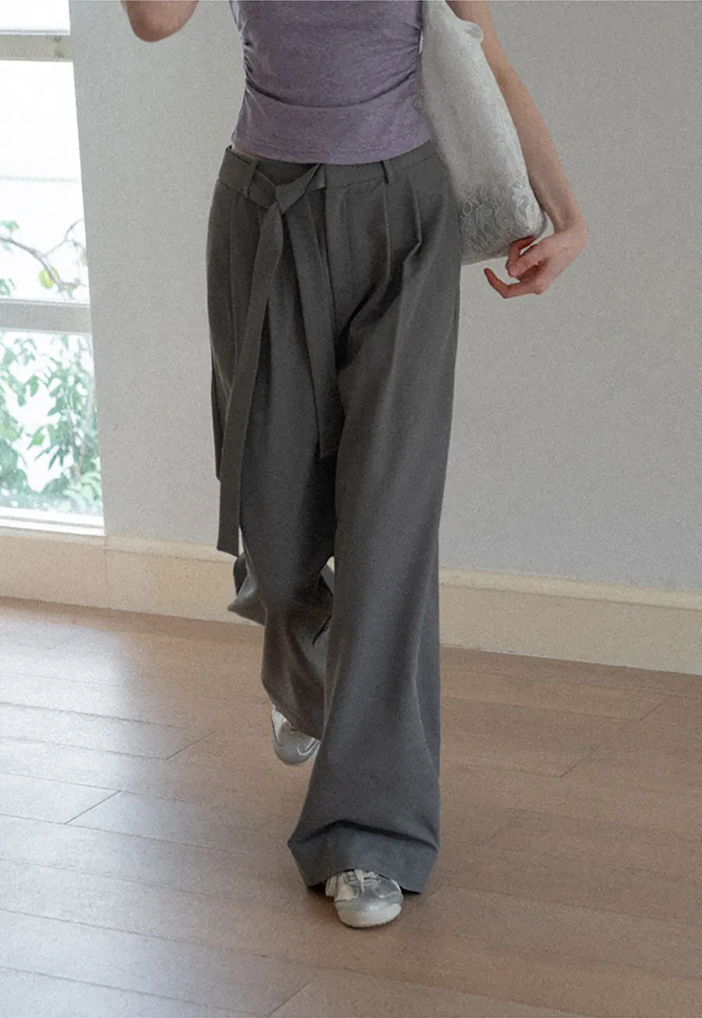 Wide leg casual pants with waist tie