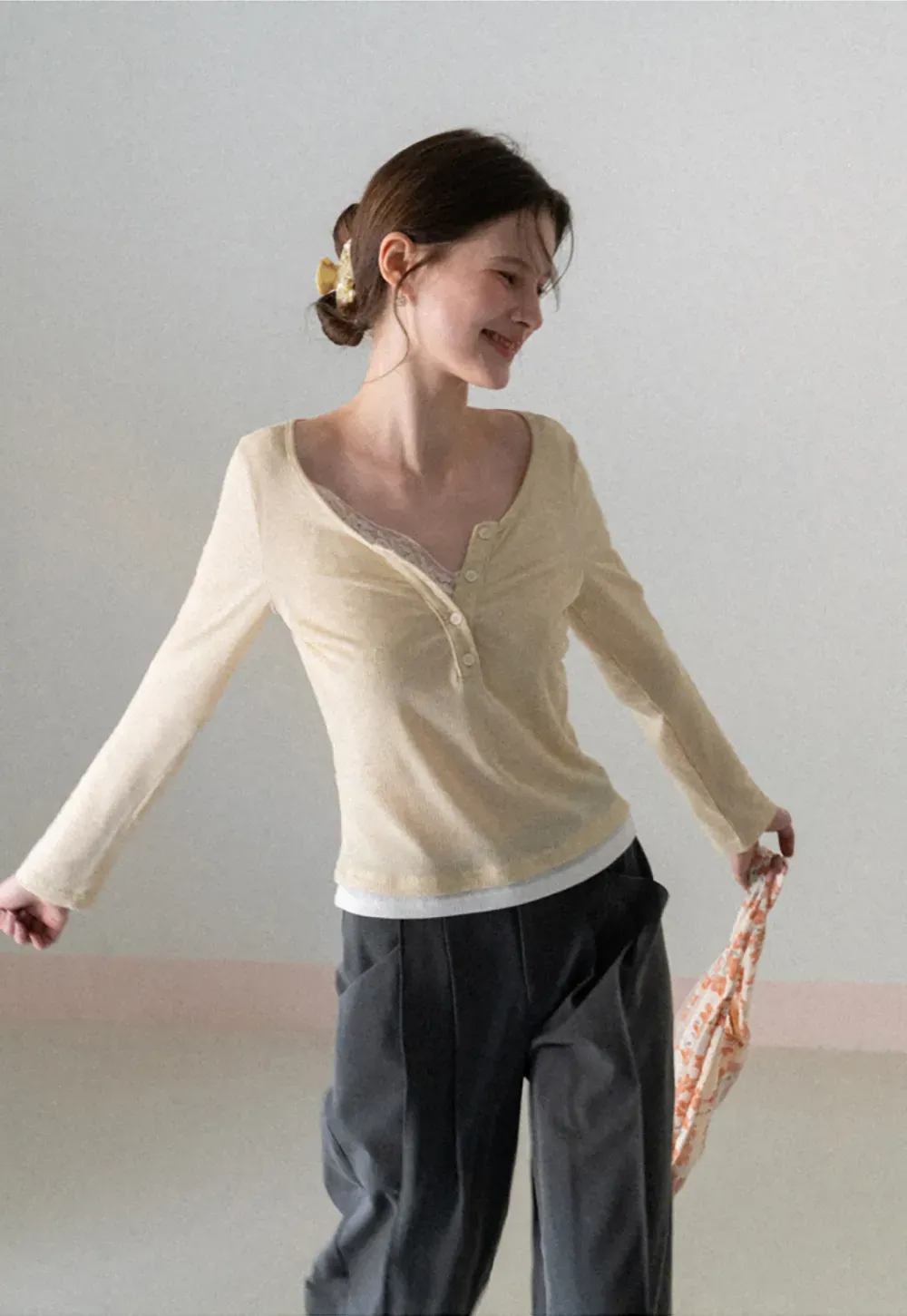 Long sleeve ribbed crop top with square neckline