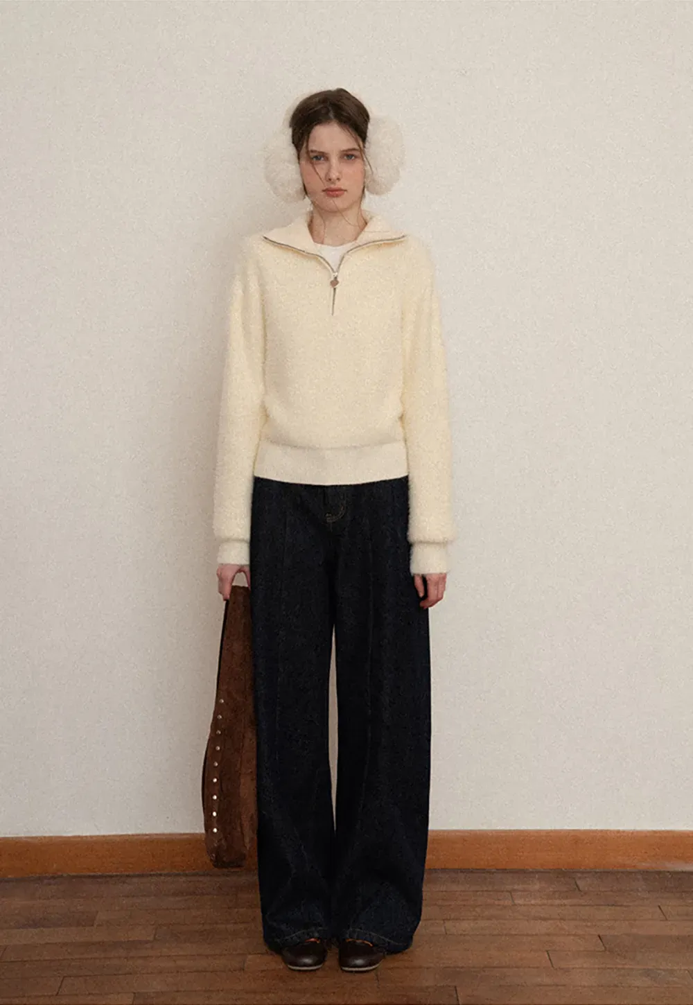 Elegant Knit Sweater with Polo Collar Design