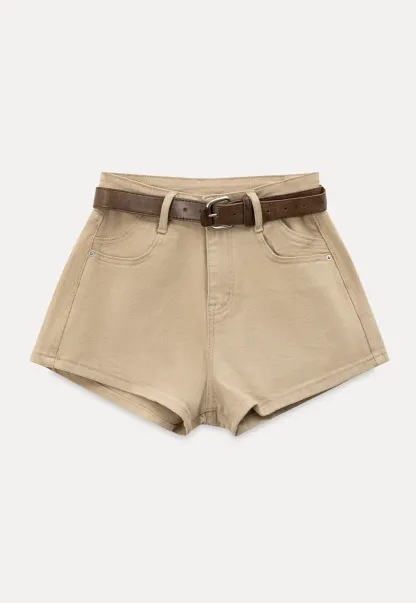 High waist denim shorts with belt loop and front pockets