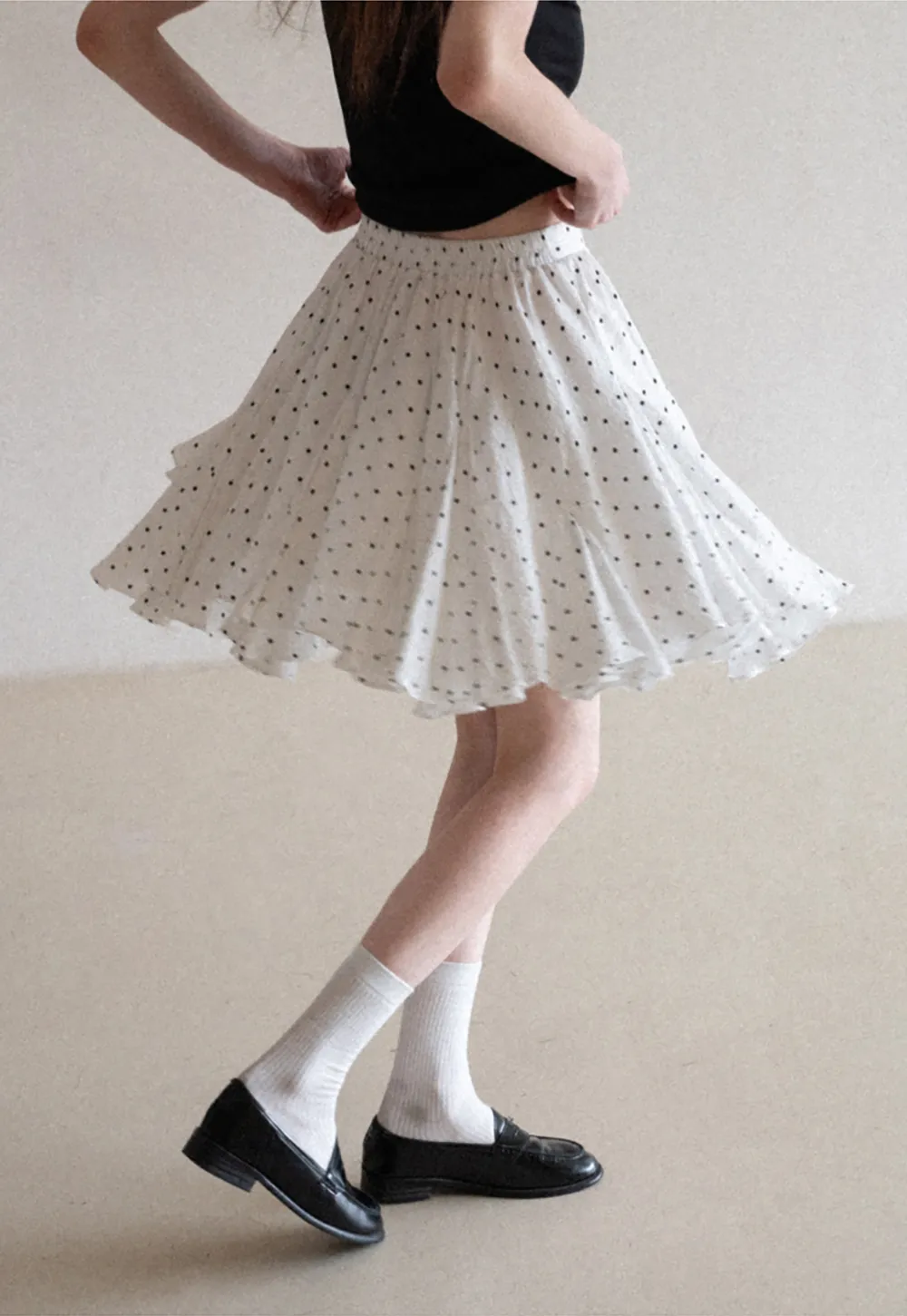 Polka dot pleated skirt with elastic waistband